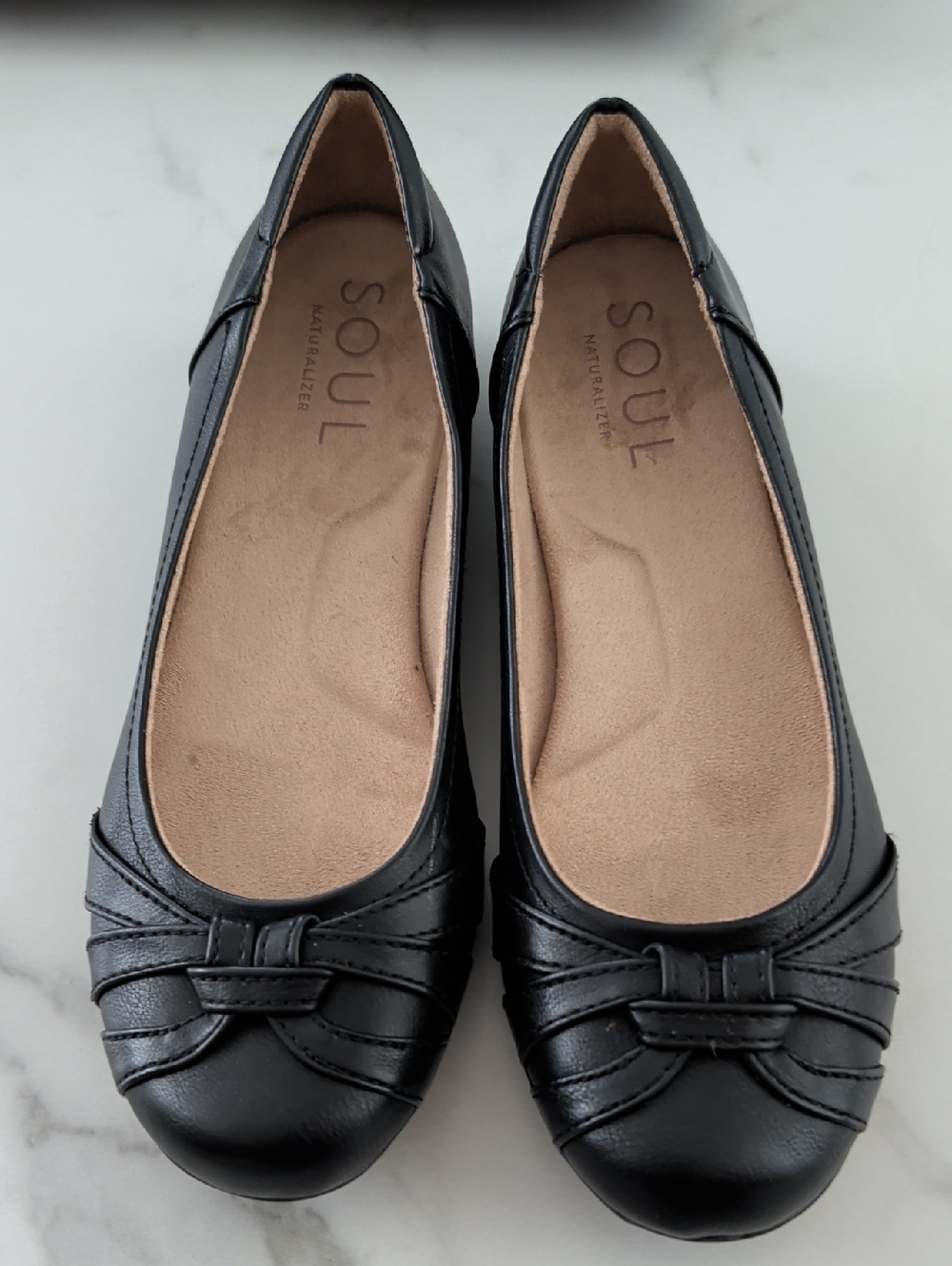 SOUL Naturalizer Black Leather Knot-Accent Ballet Flats